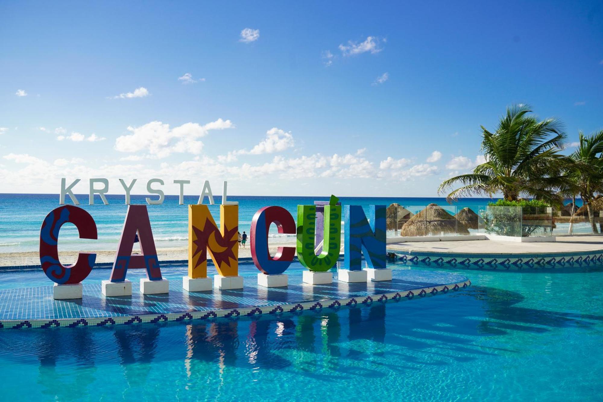 Krystal Cancun Hotel Exterior photo